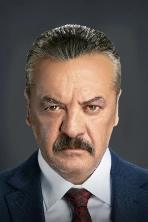 Месут Акушта
